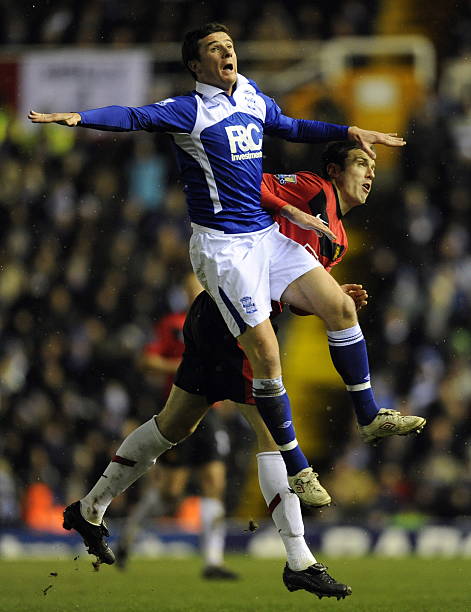 的表现更加 的表现更加