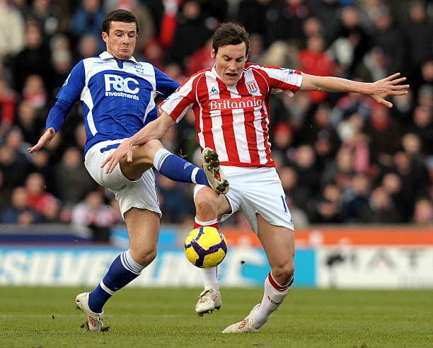 虑各类因素 虑各类因素